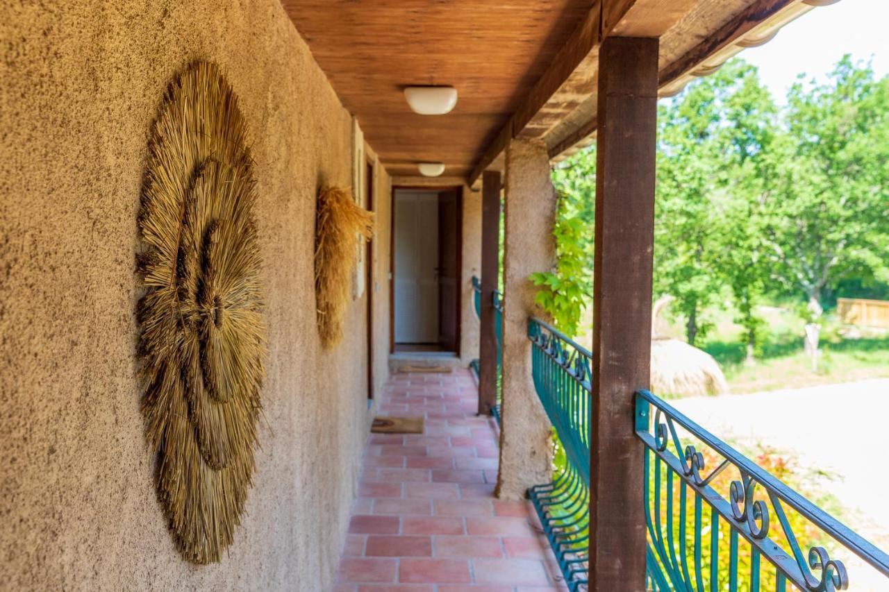 La Pampa En Provence - Les Suites Privatives Pontevès Eksteriør bilde